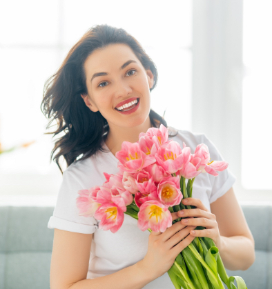 S2-TEAM-woman-with-flowers-KSE7BMD.jpg