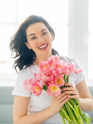 woman-with-flowers-KSE7BMD.jpg